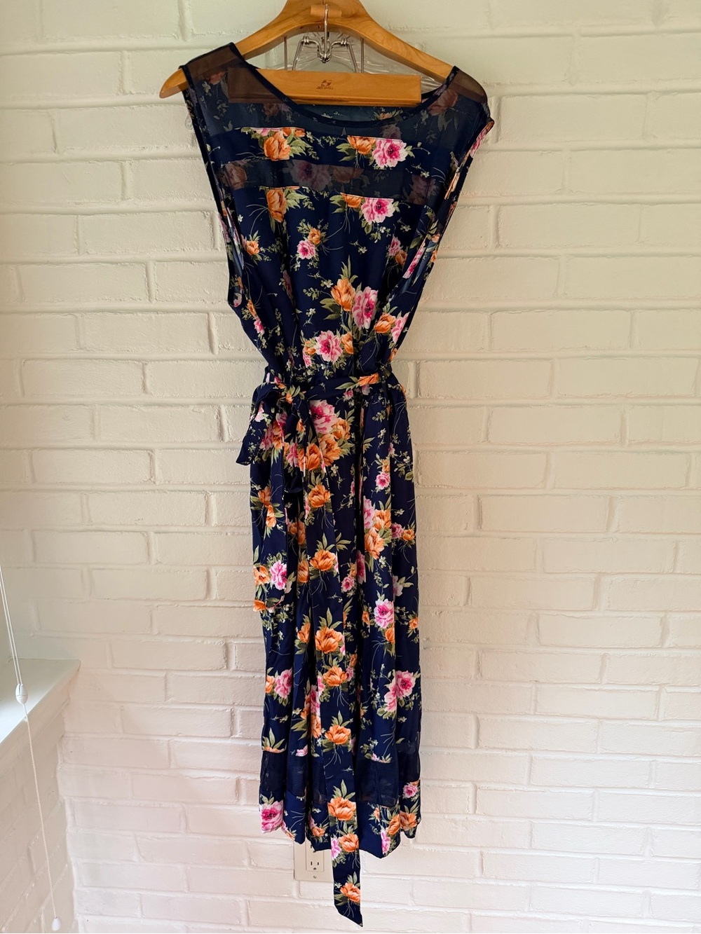 BloomChic Navy Floral Sheer-Trim Maxi Dress size 26